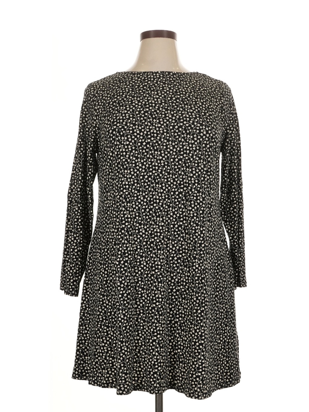 Old Navy Black and White Printed Long-Sleeve Swing Dress